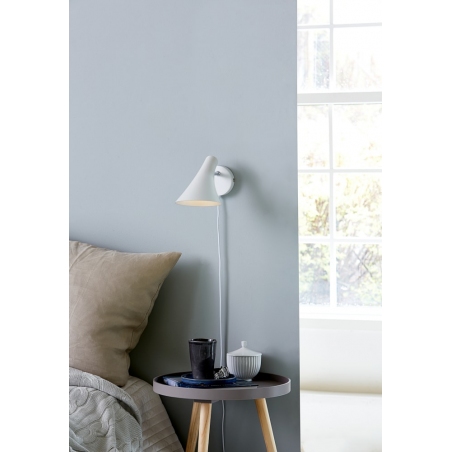 Vanila white wall lamp with switch Nordlux