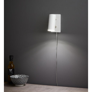 Stylowy Kinkiet z włącznikiem Barcelona Biały Markslojd do przedpokoju i kuchni. 2