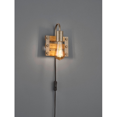 Khan wood&nickel wooden wall lamp with switch Trio
