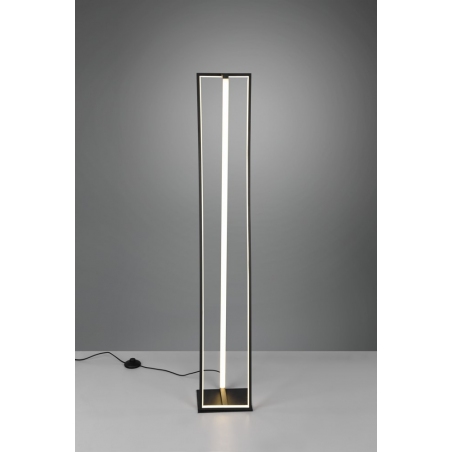 Stylowa Lampa podłogowa nowoczesne Edge LED czarna Trio do salonu i sypialni