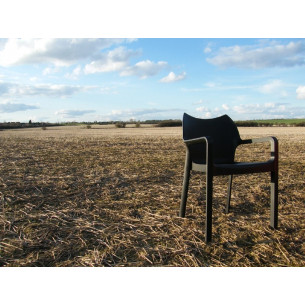 Stylowe Krzesło ogrodowe z podłokietnikami Diva Armchair Czarne Siesta na taras i do restuaracji. 2