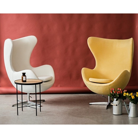 Jajo Chair Leather white swivel armchair D2.Design