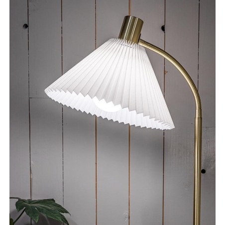 Stylowa Lampa podłogowa retro z abażurem Mira mosiądz szczotkowany/biały Markslojd do salonu i sypialni