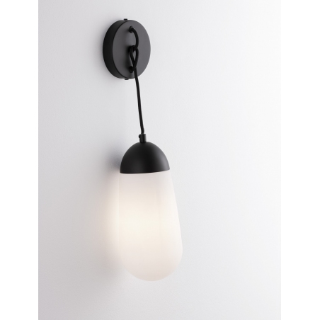 Lampy designerskie. Kinkiet szklany wiszący Ellipse biało-czarny do sypialni i salonu