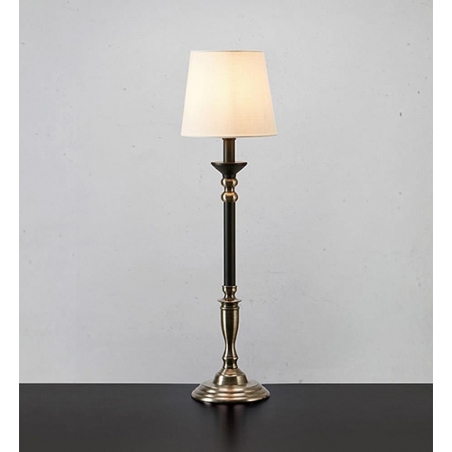 Lampy klasyczne. Lampa stołowa z abażurem Gent biały/czarny/stalowy Markslojd na komodę