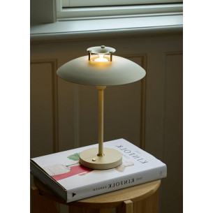 Stepp LED cream table lamp with dimmer HaloDesign