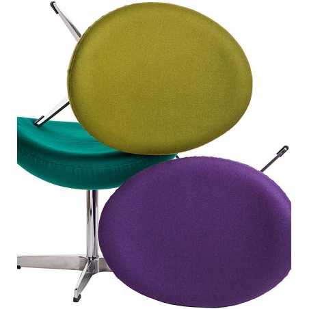 Stylowy Podnóżek tapicerowany insp. Jajo Chair Jasno fioletowy D2.Design do fotela.
