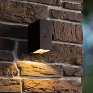 Bolton LED black solar wall lamp with twilight sensor Lucide