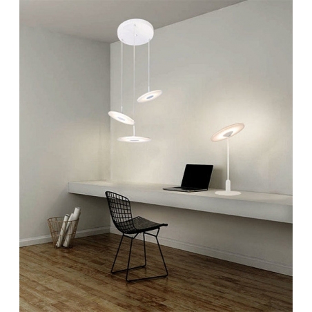 Designerska Lampa stołowa Vinyl LED Biała Altavola do sypialni.