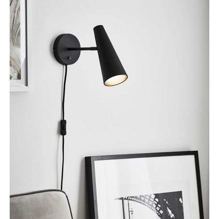 Peak black industrial wall lamp with arm Markslojd