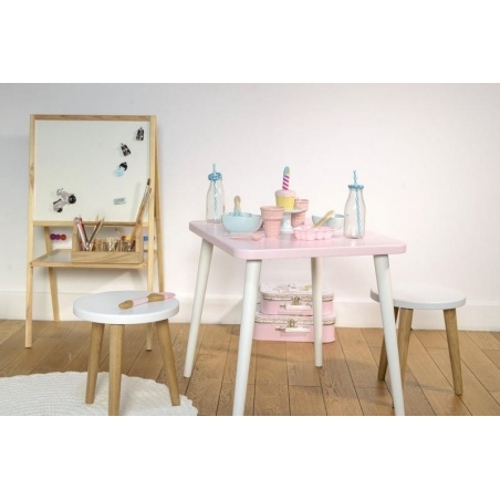 Skandynawski Prostokątny stolik dziecięcy Snow White 41 Biały Moon Wood do salonu.