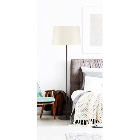 Stylowa Lampa podłogowa z dużym abażurem Maja 45 Biała TK Lighting do salonu i sypialni.