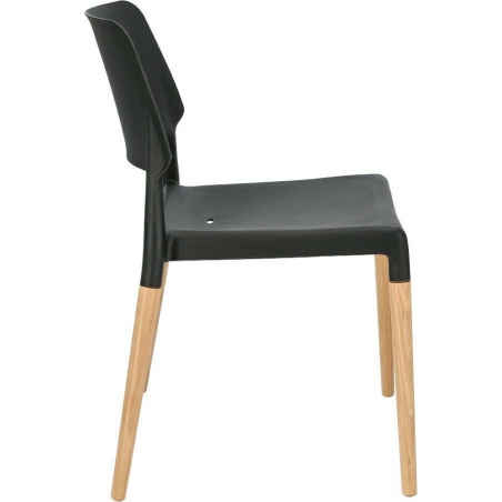Stylowe Krzesło z tworzywa Cole Czarne Intesi do kuchni, jadalni i salonu.