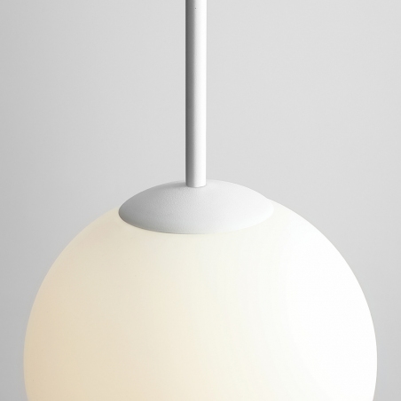 Designerska Lampa wisząca szklana kula Bosso 30 Biała Aldex do kuchni, salonu i sypialni.