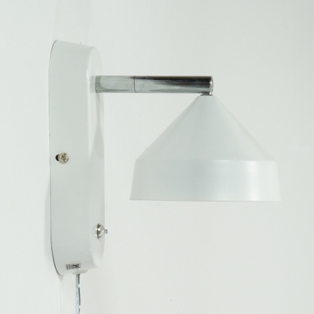 Tratt One Led white wall lamp with switch Markslojd