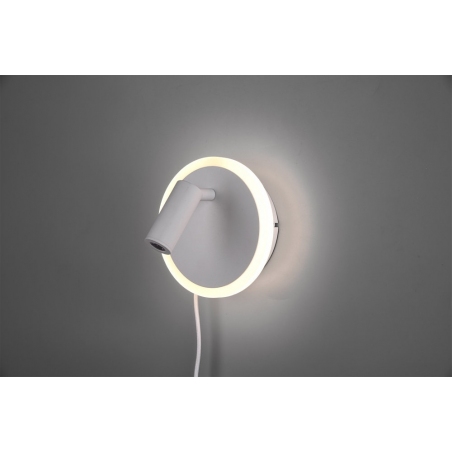 Jordan LED white wall lamp with switch Trio