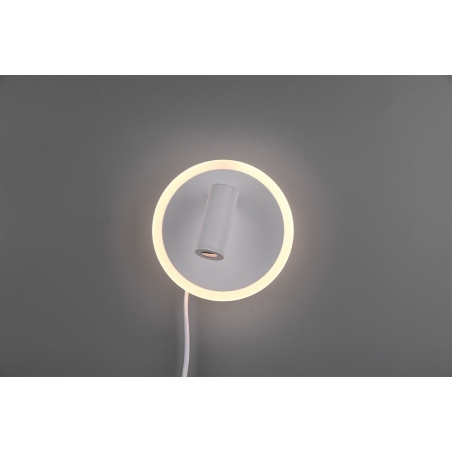 Jordan LED white wall lamp with switch Trio