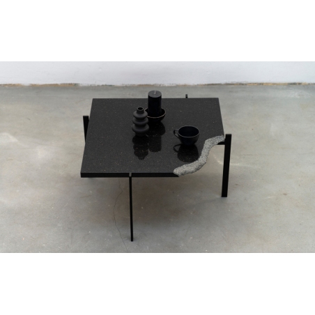 Stylowy Stolik kwadratowy granitowy Object020 77 czarny NG Design do salonu