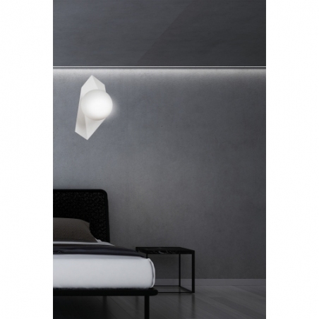 Drifton white modern glass wall lamp Emibig