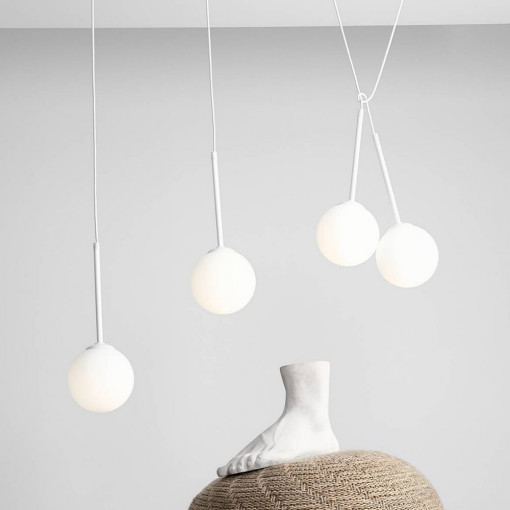 Bosso White IV white glass balls pendant lamp Aldex