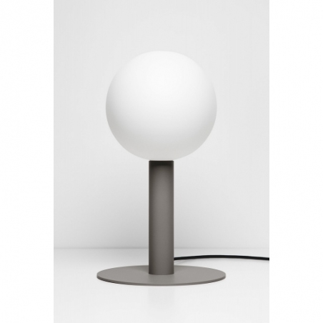 Lampa na komodę. Stylowa Lampa stołowa designerska Matuba Table Steeple Grey LoftLight