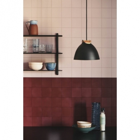 Designerska Lampa wisząca skandynawska z drewnem Arhus 24cm czarna HaloDesign do salonu, kuchni i jadalni
