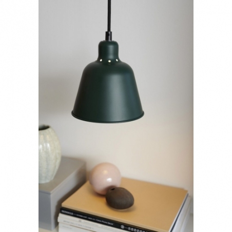 Carpenter 15cm green metal pendant lamp HaloDesign