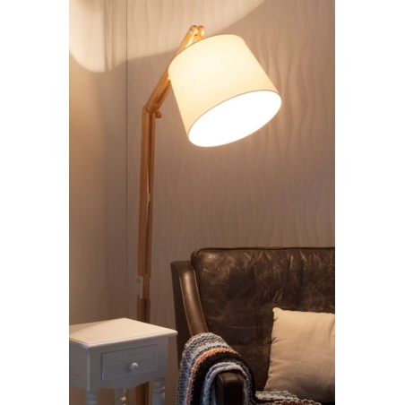 Stylowa Lampa podłogowa drewniana z abażurem Carlyn Biała Brilliant do czytania.