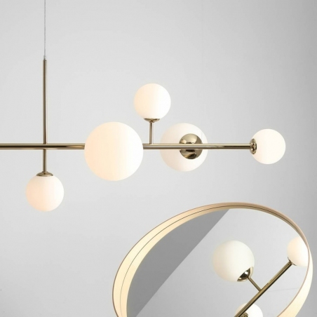 Designerska Lampa wisząca szklane kule Dione 130 biało-złota Aldex do kuchni, salonu i sypialni.
