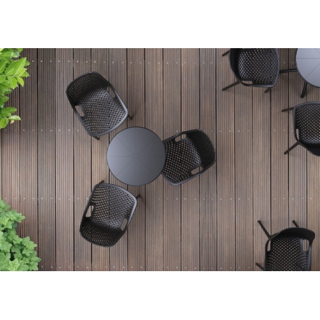 Designerskie Krzesło ażurowe z tworzywa Air Czarne Siesta do kuchni i jadalni.