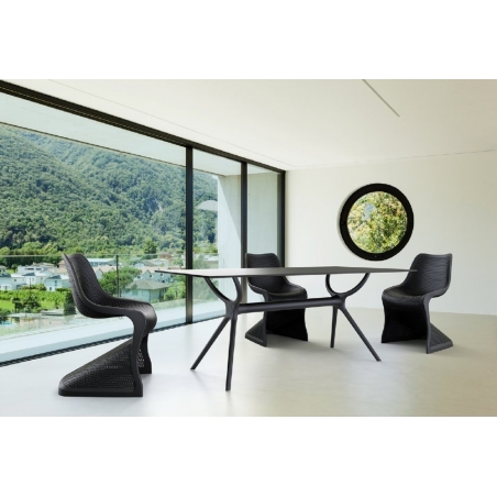 Stylowy Stół prostokątny Air 180x80 Czarny Siesta do kuchni, restauracji lub kawiarni.