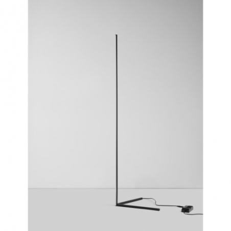 Stylowa Lampa podłogowa minimalistyczna Match LED czarna do salonu i sypialni